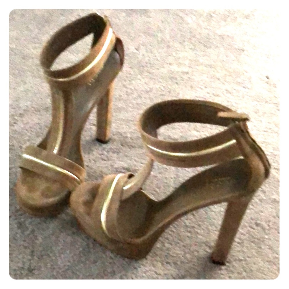 Gucci platform heels